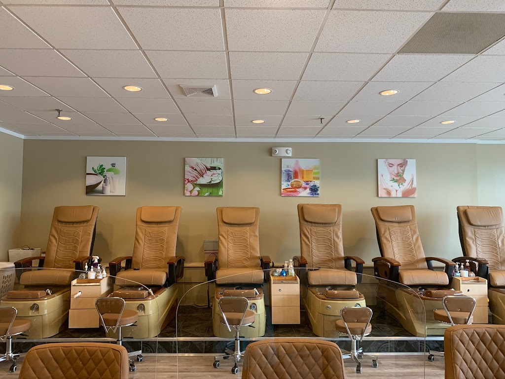 New Jericho Lucky Nail Spa | 799 E Jericho Turnpike, Huntington Station, NY 11746 | Phone: (631) 470-2020