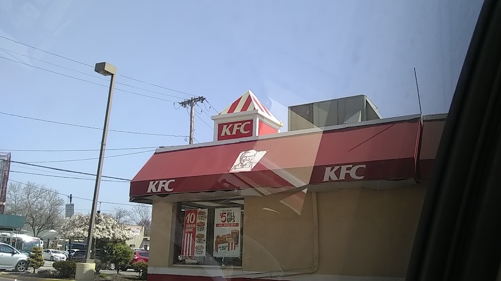 KFC | 42 Jericho Turnpike, Floral Park, NY 11001 | Phone: (516) 253-0204