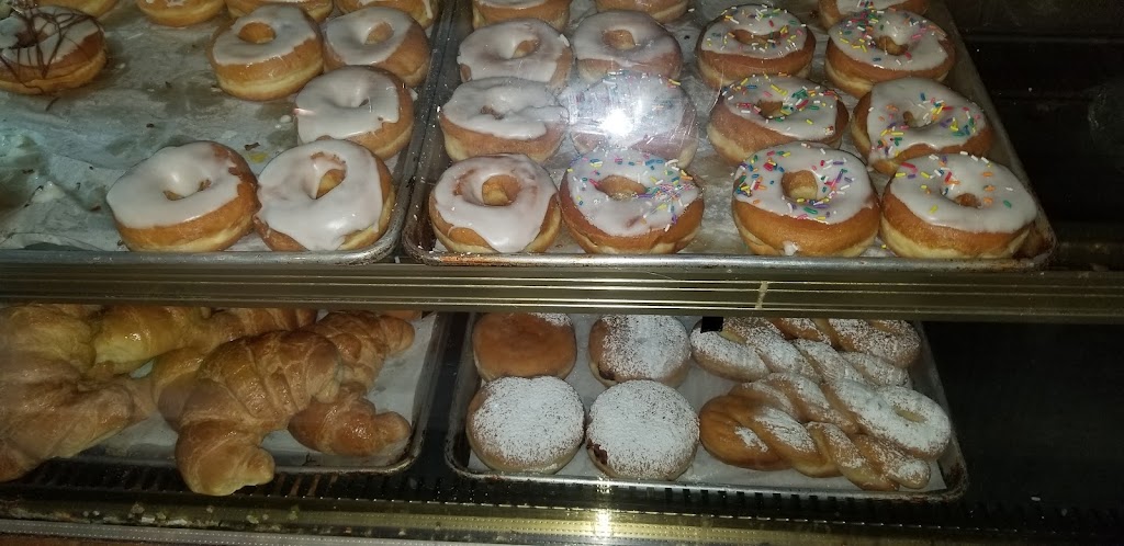 Santos Bakery | 171 Willow St, Yonkers, NY 10701 | Phone: (914) 963-6778