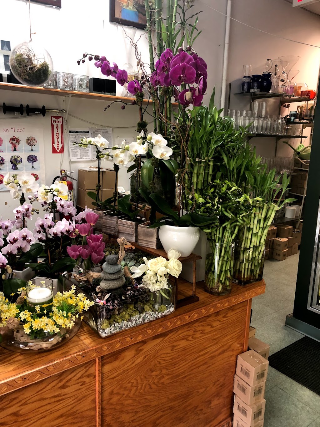 Station Flowers | 18 Garth Rd, Scarsdale, NY 10583 | Phone: (914) 725-4337