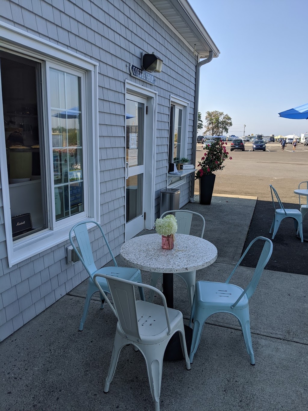 The Galley | 50a Calf Pasture Beach Rd, Norwalk, CT 06855 | Phone: (203) 831-0855