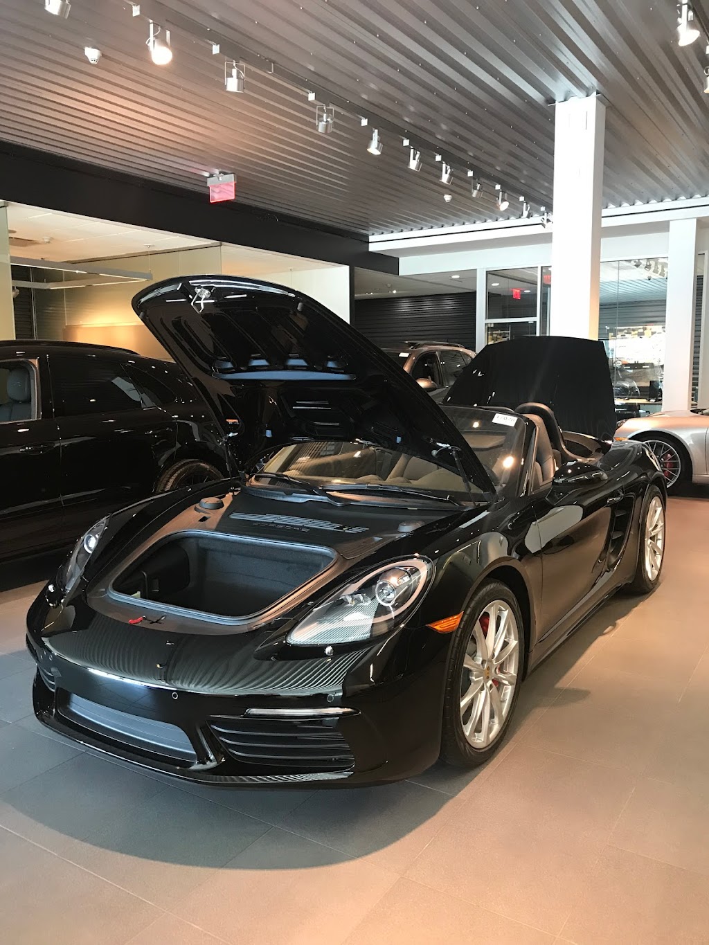 Porsche Larchmont | 2500 Boston Post Rd, Larchmont, NY 10538 | Phone: (914) 750-4177