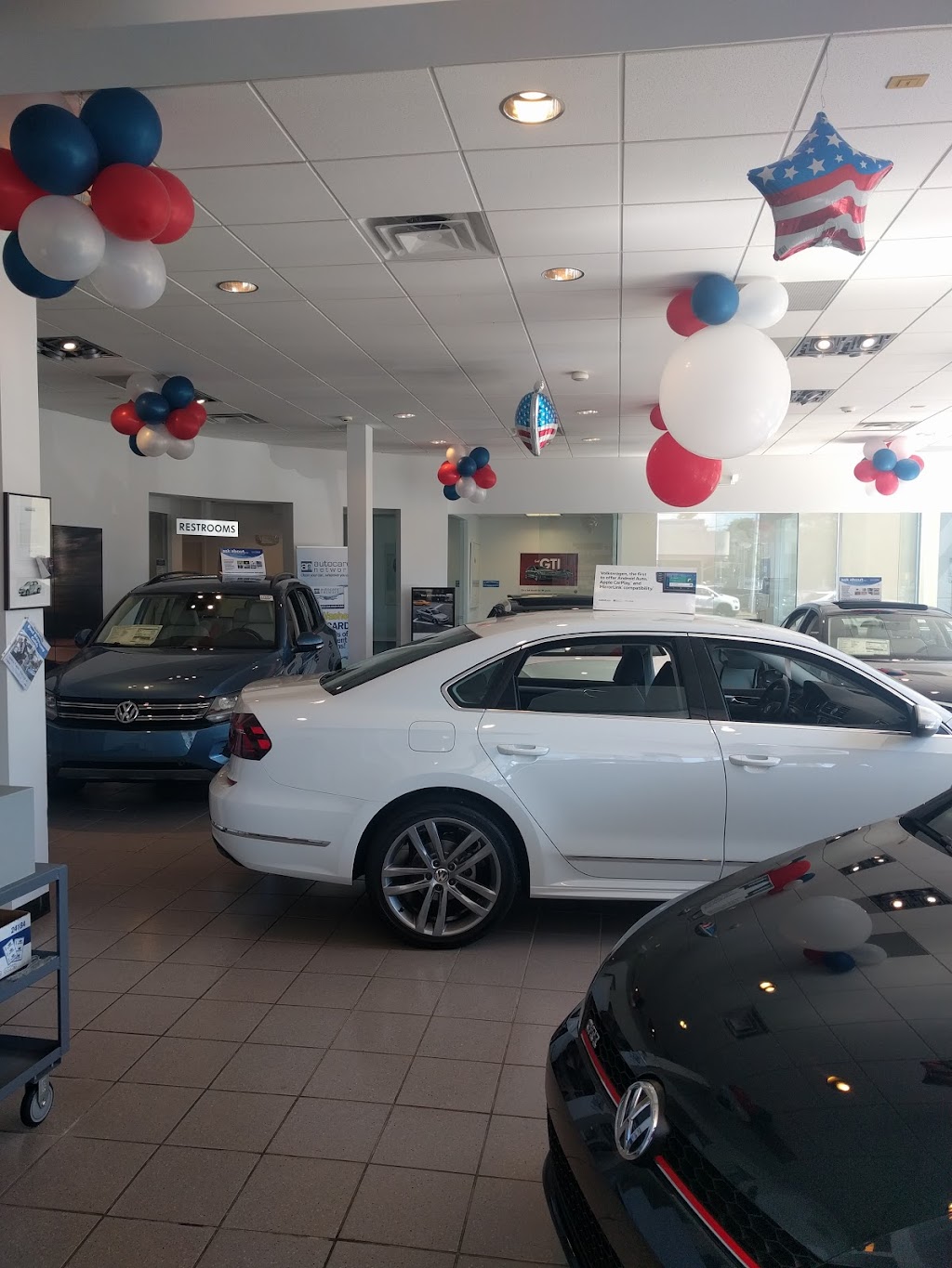 Platinum Volkswagen - Sales | 340 W Old Country Rd, Hicksville, NY 11801 | Phone: (516) 942-7300