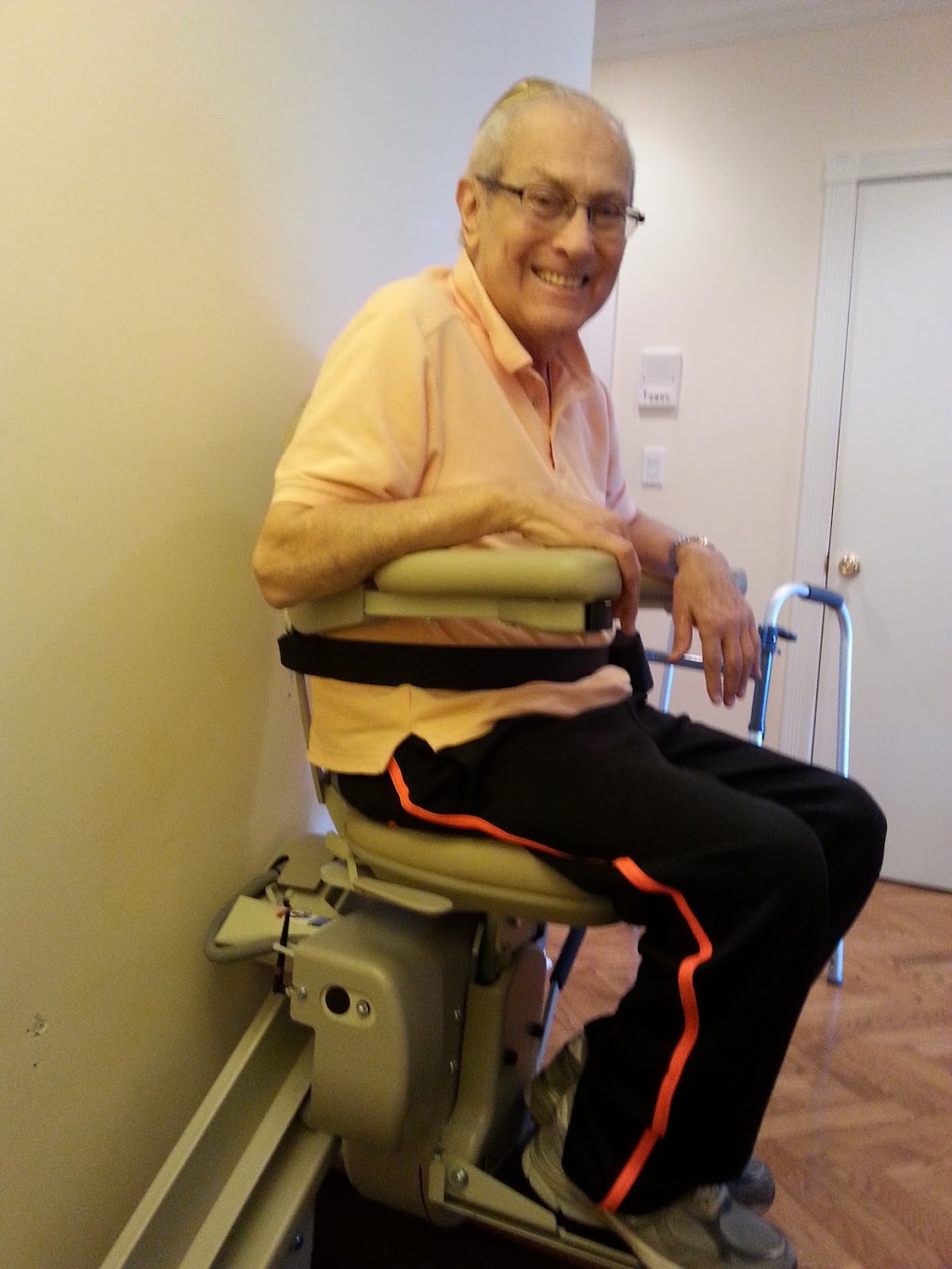 Stairlift Store LI | 433 Merrick Ave, Merrick, NY 11566 | Phone: (516) 633-5664