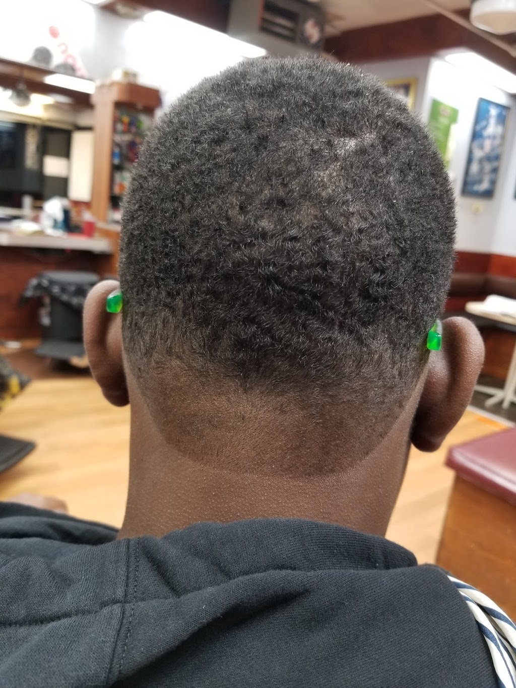 Mr Steves Upper Cuts Barber | 806 Meacham Ave Unit D, Elmont, NY 11003 | Phone: (516) 887-2455