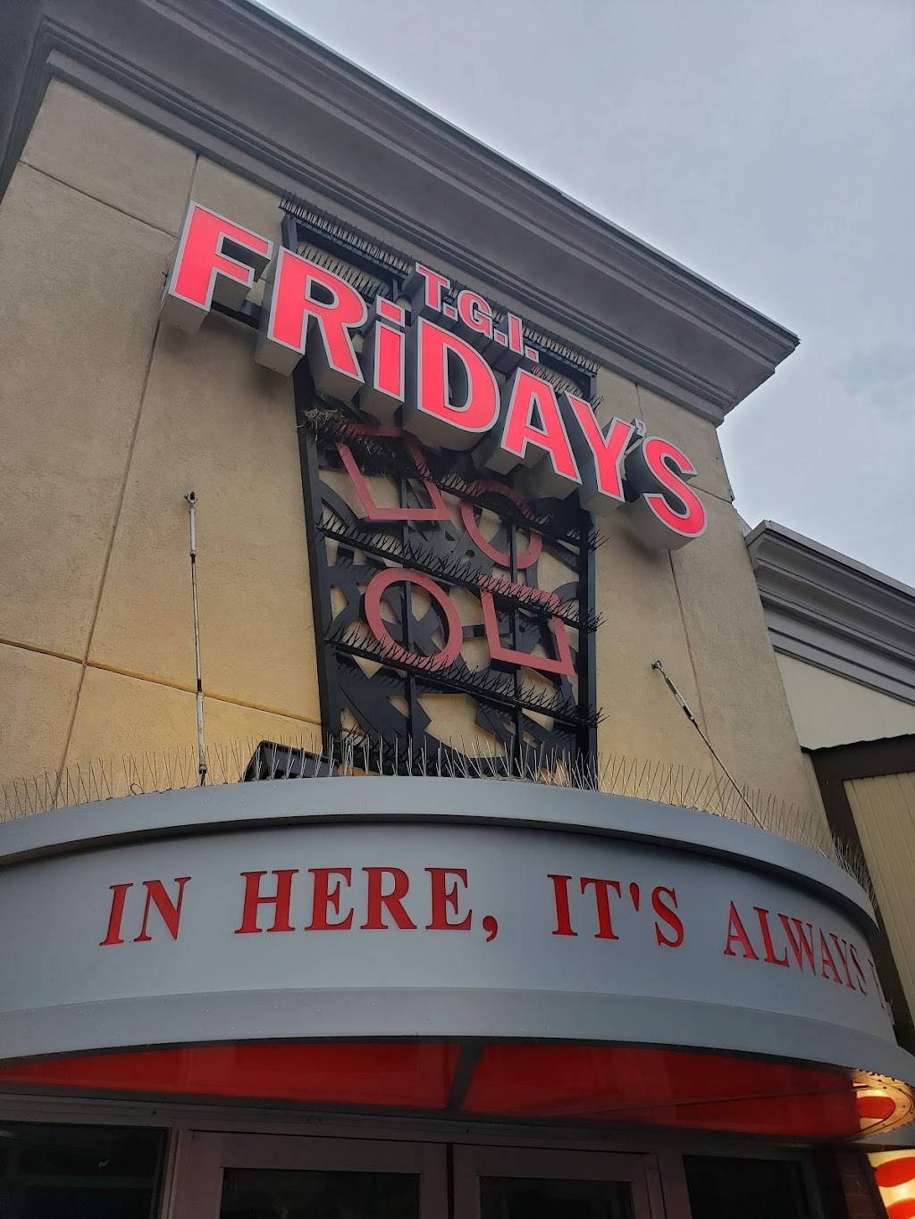 TGI Fridays | 716 Sunrise Hwy, Rockville Centre, NY 11570 | Phone: (516) 594-9074