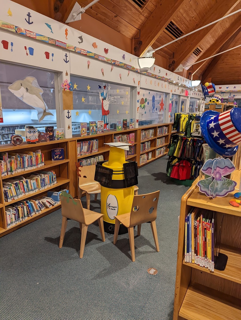 Oyster Bay - East Norwich Public Library | 89 E Main St, Oyster Bay, NY 11771 | Phone: (516) 922-1212