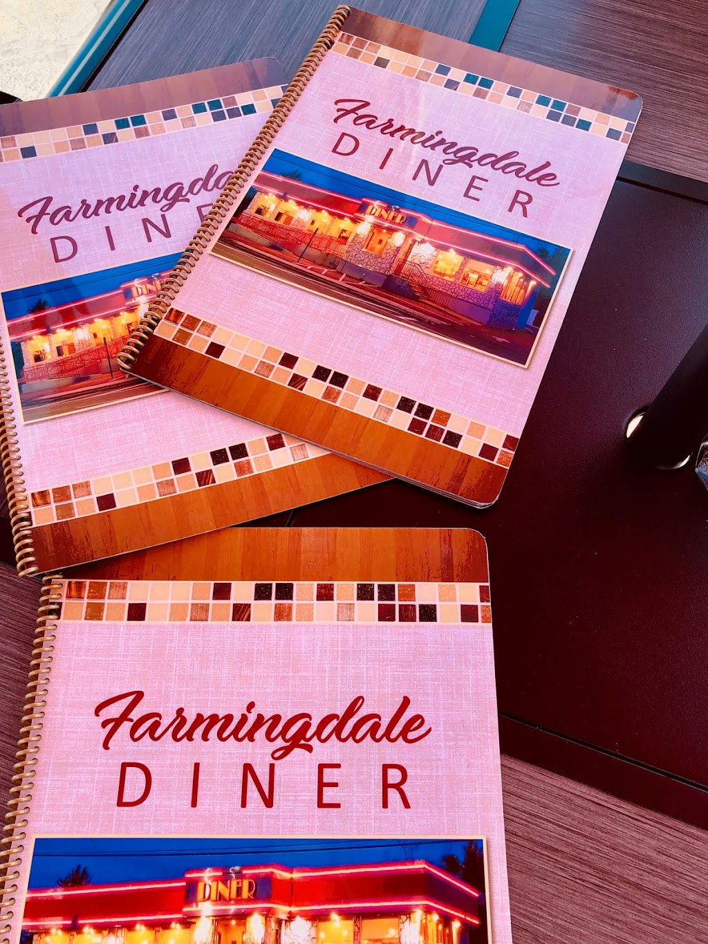 Farmingdale Diner | 17 Hempstead Tpke, Farmingdale, NY 11735 | Phone: (516) 777-3377