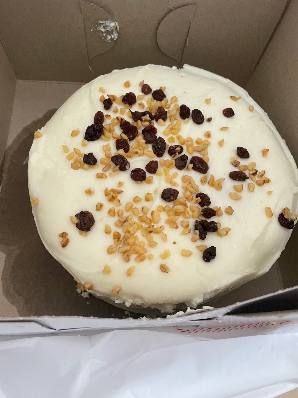 Lloyds Carrot Cake | 1553 Lexington Ave, New York, NY 10029 | Phone: (212) 831-9156