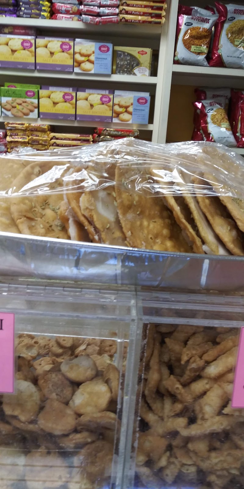 Bhavik Grocery | 130 E Main St, Elmsford, NY 10523 | Phone: (914) 592-8086