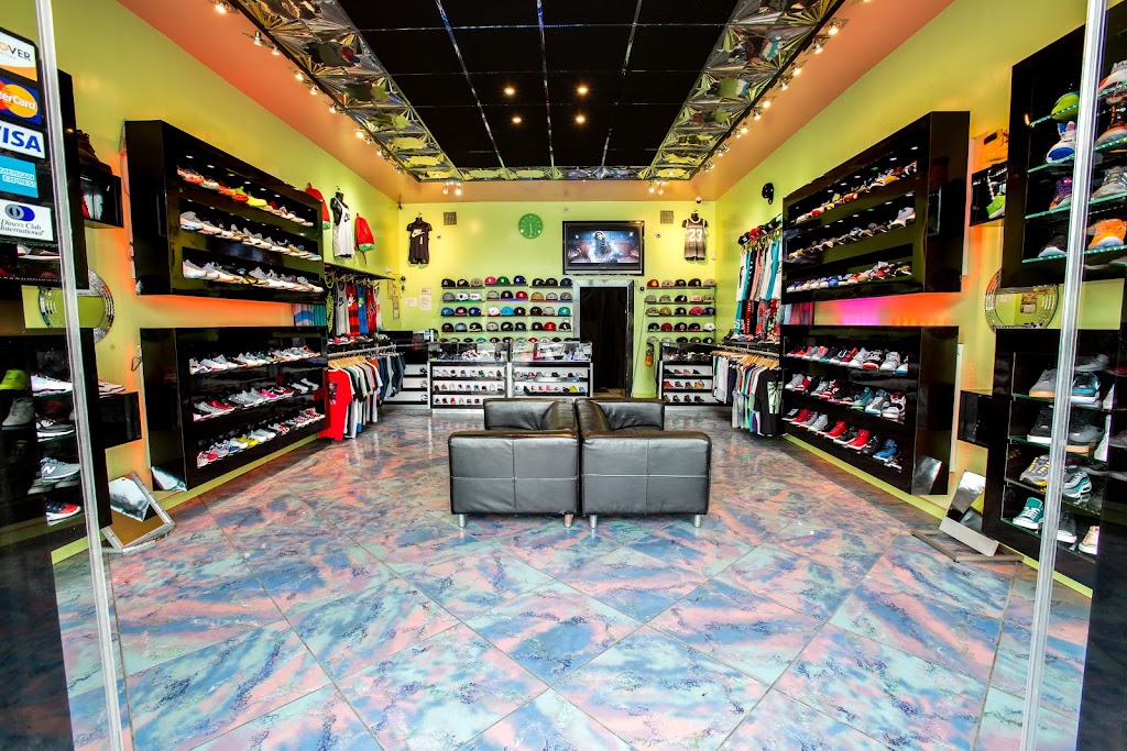 GBS Sneaker Boutique | 8515 Rockaway Beach Blvd, Queens, NY 11693 | Phone: (718) 634-2000