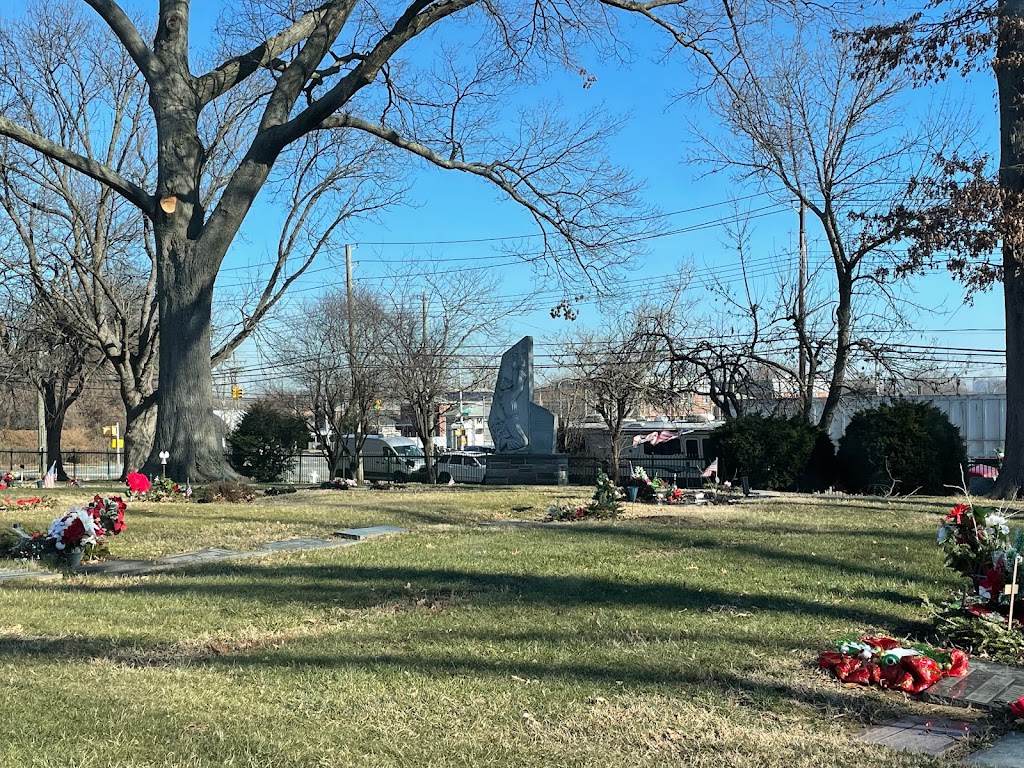 Mount St. Mary Cemetery | 172-00 Booth Memorial Ave, Flushing, NY 11365 | Phone: (718) 353-1560