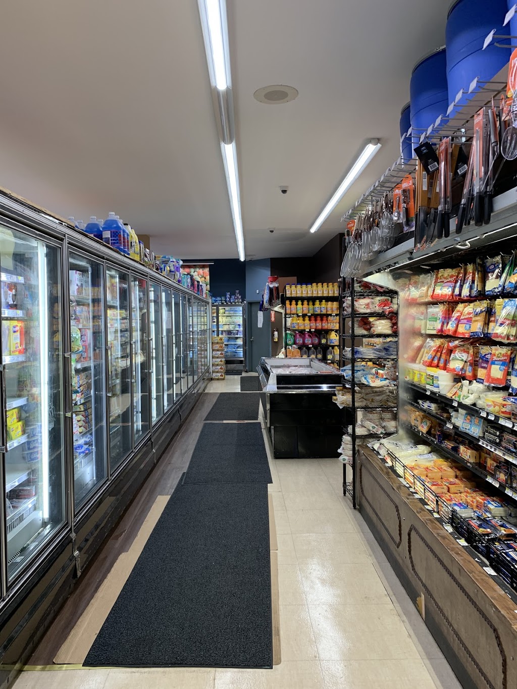 City Fresh Market | 57 Kingsland Ave, Brooklyn, NY 11211 | Phone: (718) 389-6725