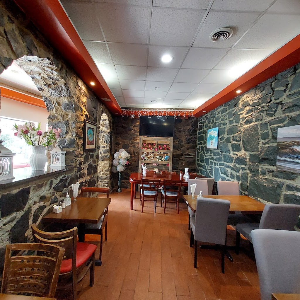 Daisys Grill | 200 Old River Rd, Edgewater, NJ 07020 | Phone: (201) 941-1567