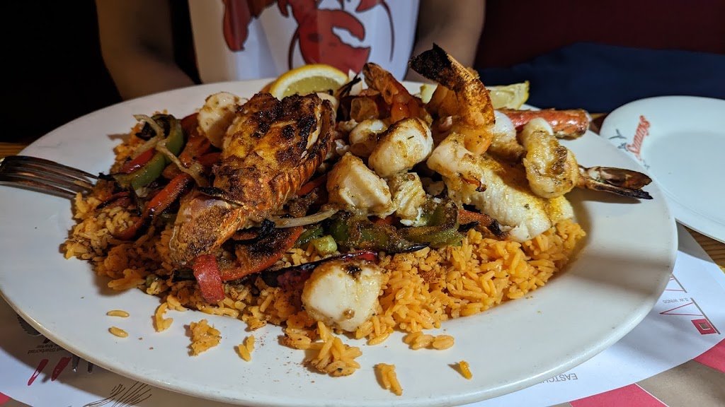 Sammys Shrimp Box | 64 City Island Ave, Bronx, NY 10464 | Phone: (718) 885-3200