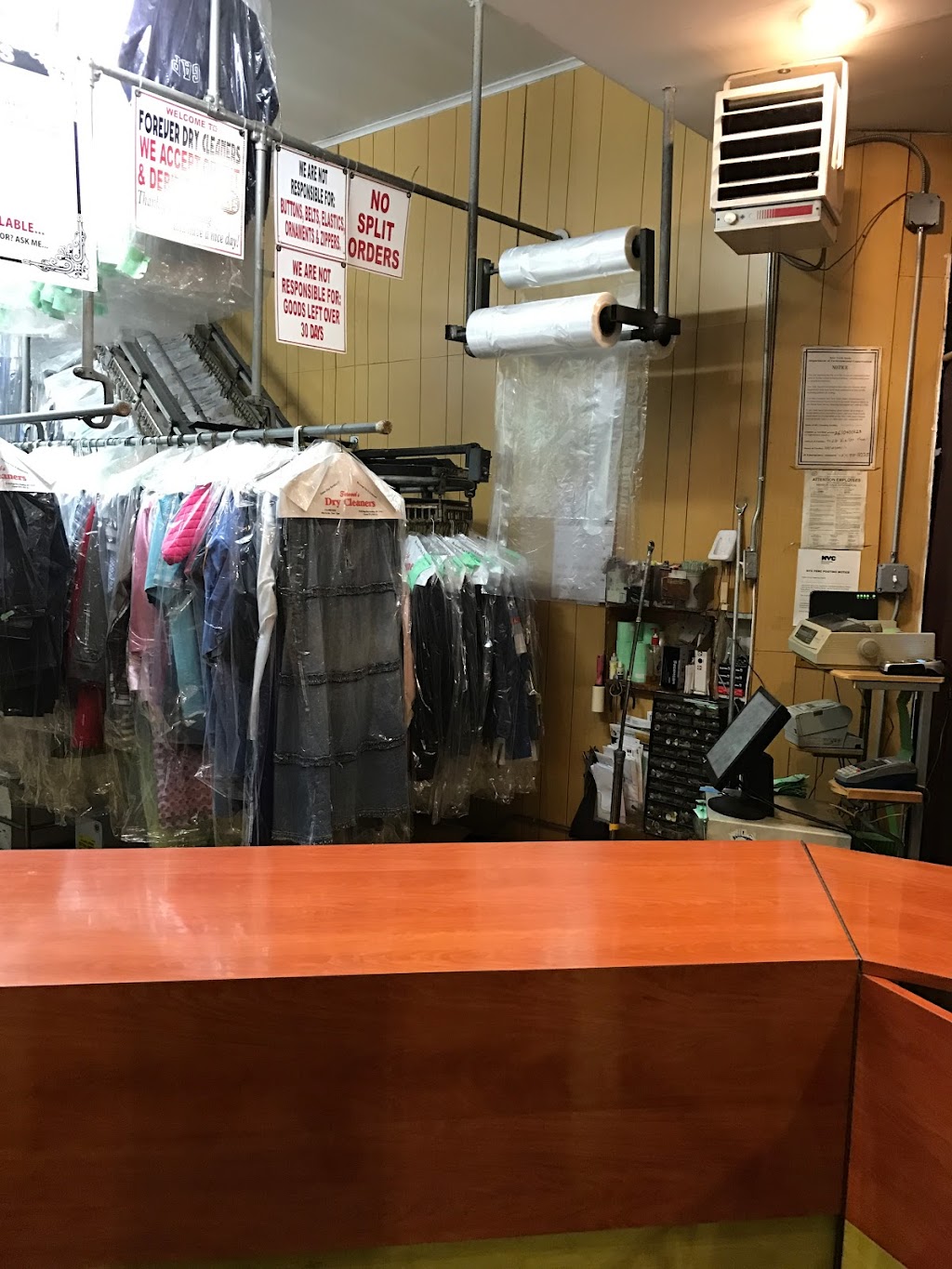 Forever Dry Cleaners | 9428 Kings Hwy, Brooklyn, NY 11212 | Phone: (718) 498-8225