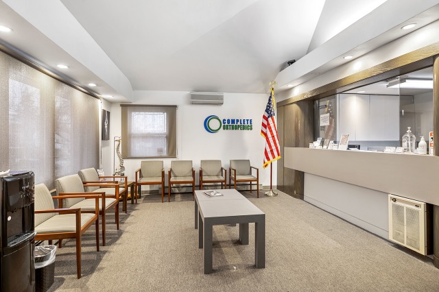 Complete Orthopedics | 52-21 Little Neck Pkwy, Queens, NY 11362 | Phone: (516) 735-4388