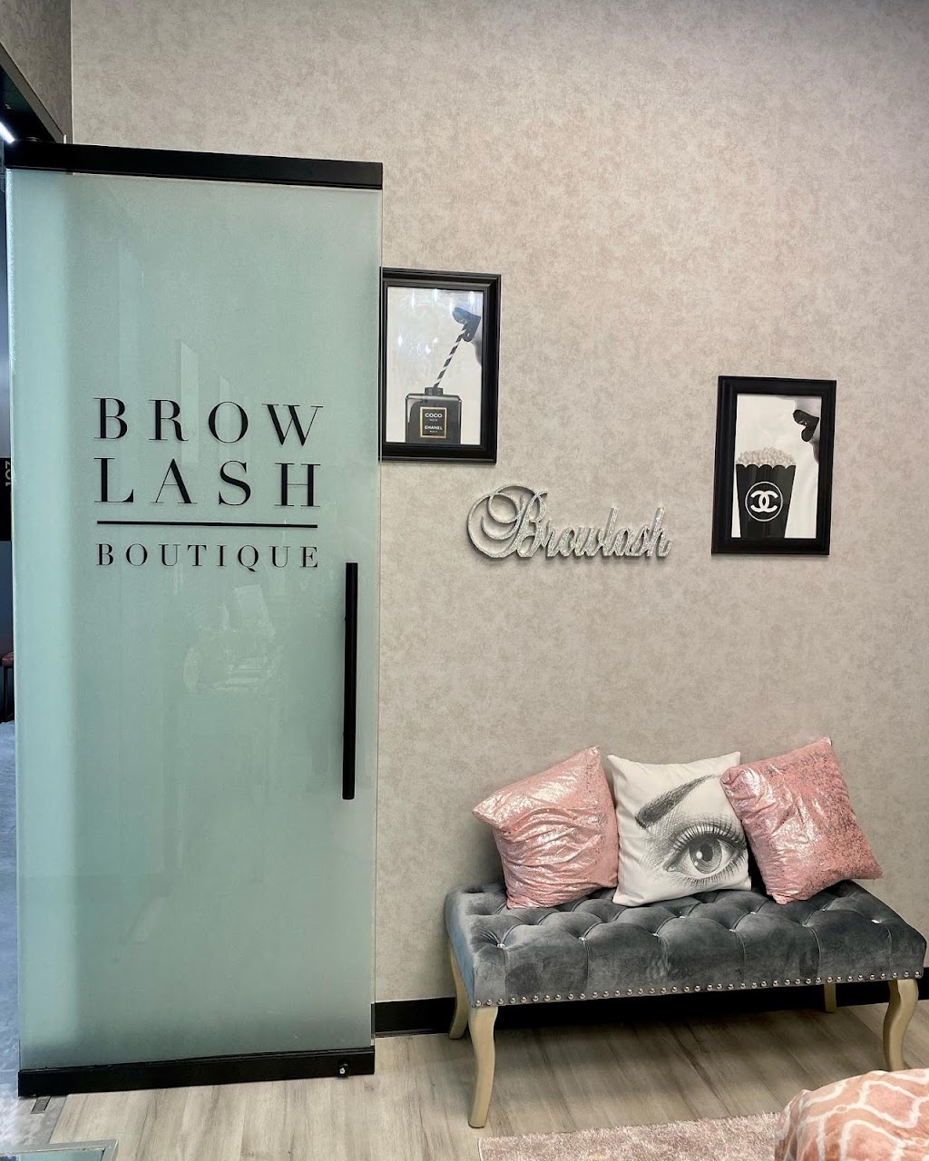 Brow & Lash Boutique | 300 Glen Cove Rd Ste 2, Roslyn Heights, NY 11577 | Phone: (516) 874-5855