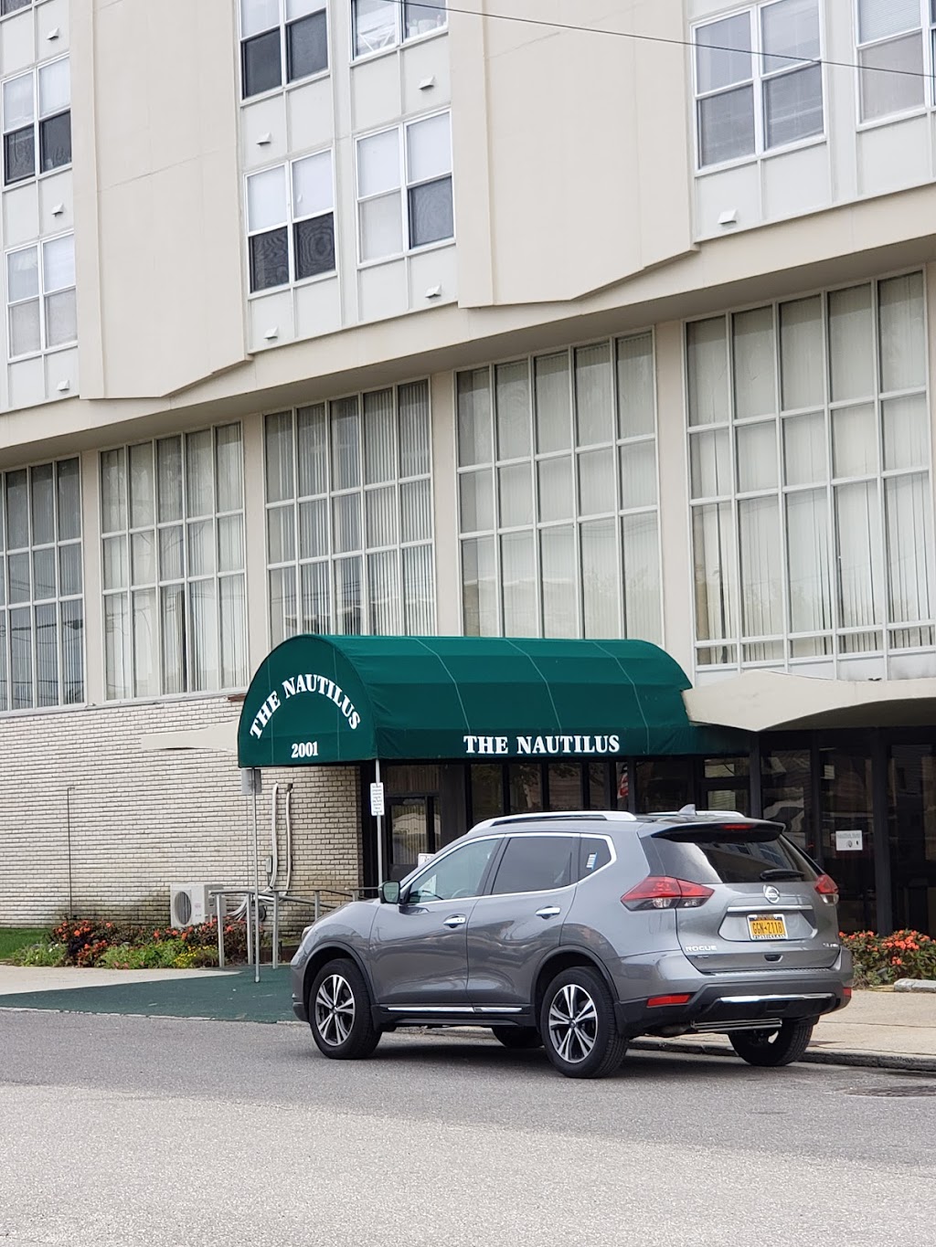 New Nautilus Hotel | 2001 Ocean Blvd, Atlantic Beach, NY 11509 | Phone: (516) 239-1400