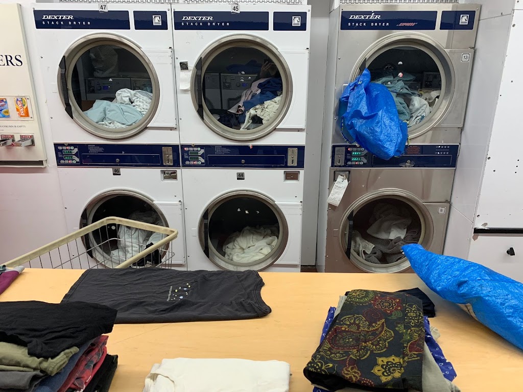 Laundry Land II Inc | 269 Eckford St, Brooklyn, NY 11222 | Phone: (718) 383-3587