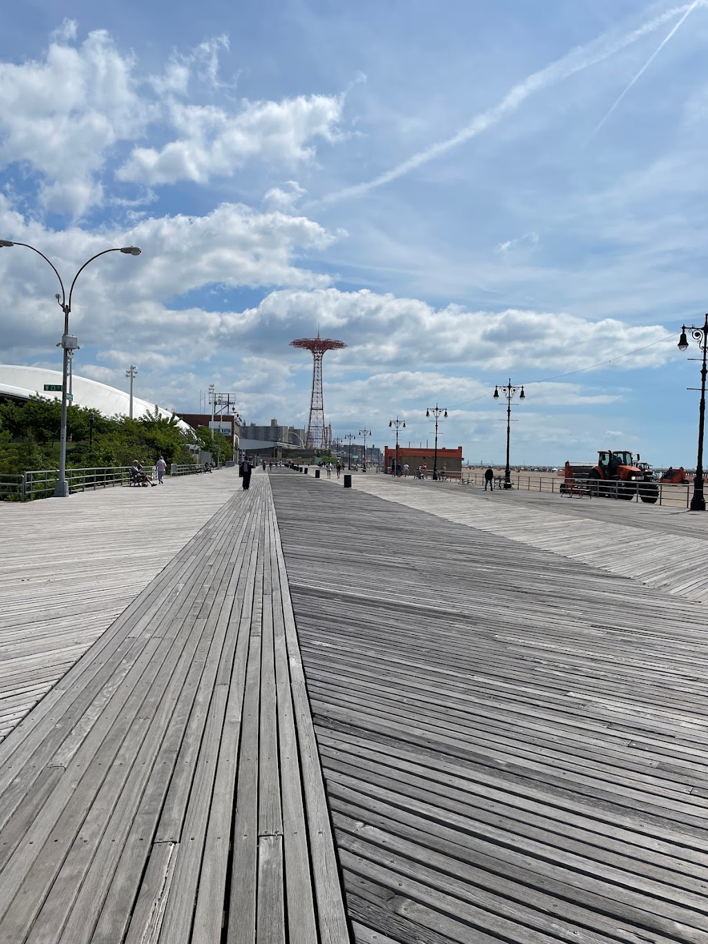 Nettie Tenenbaum Auletta Sitting Area | West 25th Street & Riegelmann Boardwalk, Brooklyn, NY 11224 | Phone: (212) 639-9675