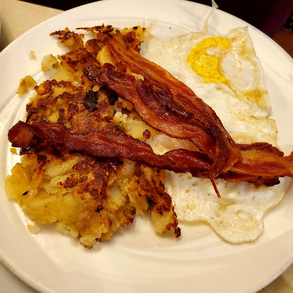 Old Westbury Diner | 4 Glen Cove Rd, Old Westbury, NY 11568 | Phone: (516) 246-9201