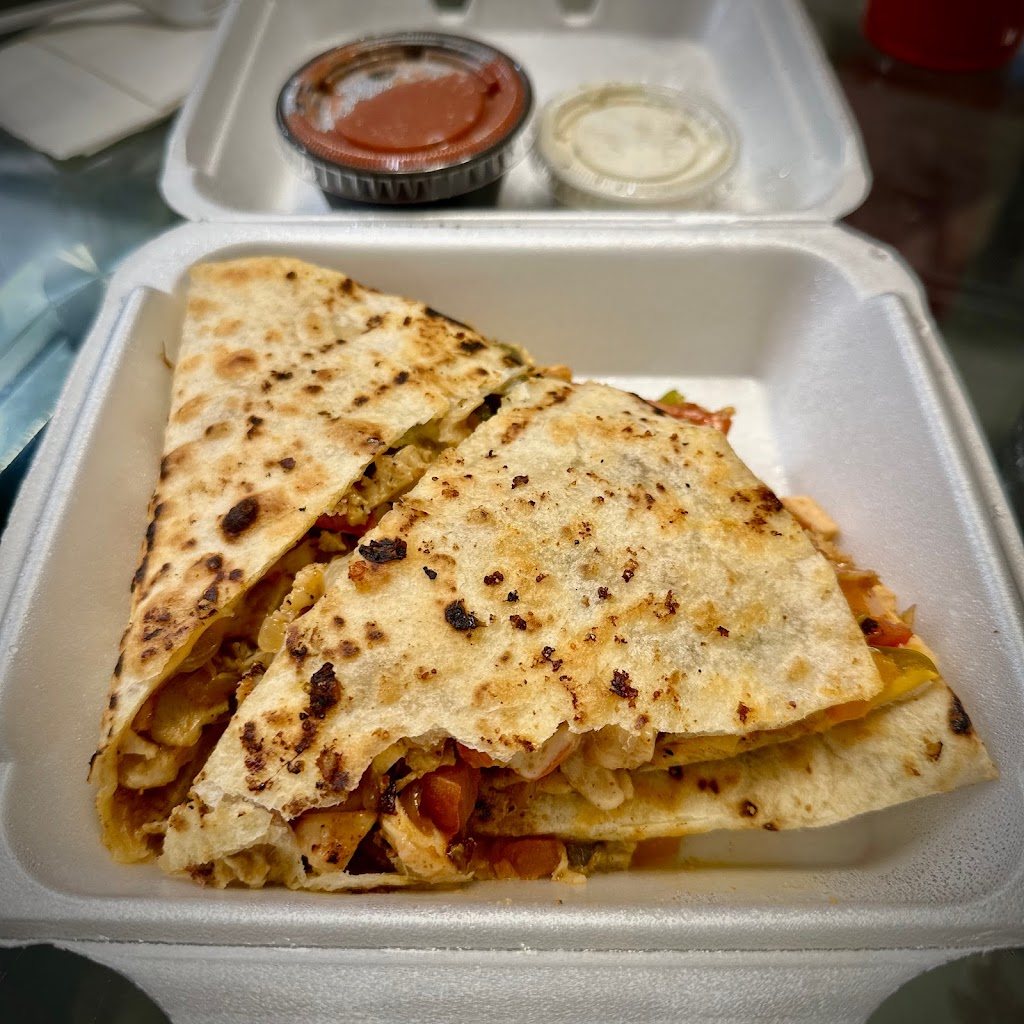 RoRo s Gyro Place | 32 Roosevelt Ave, Valley Stream, NY 11581 | Phone: (516) 341-0585