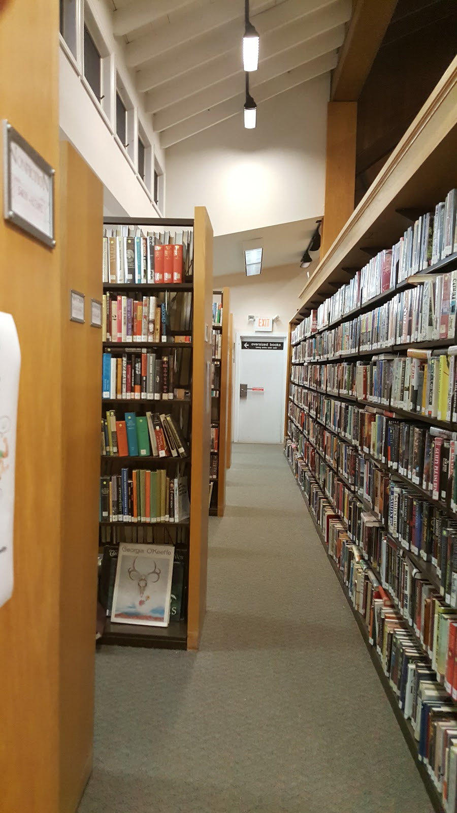 Locust Valley Library | 170 Buckram Rd, Locust Valley, NY 11560 | Phone: (516) 671-1837