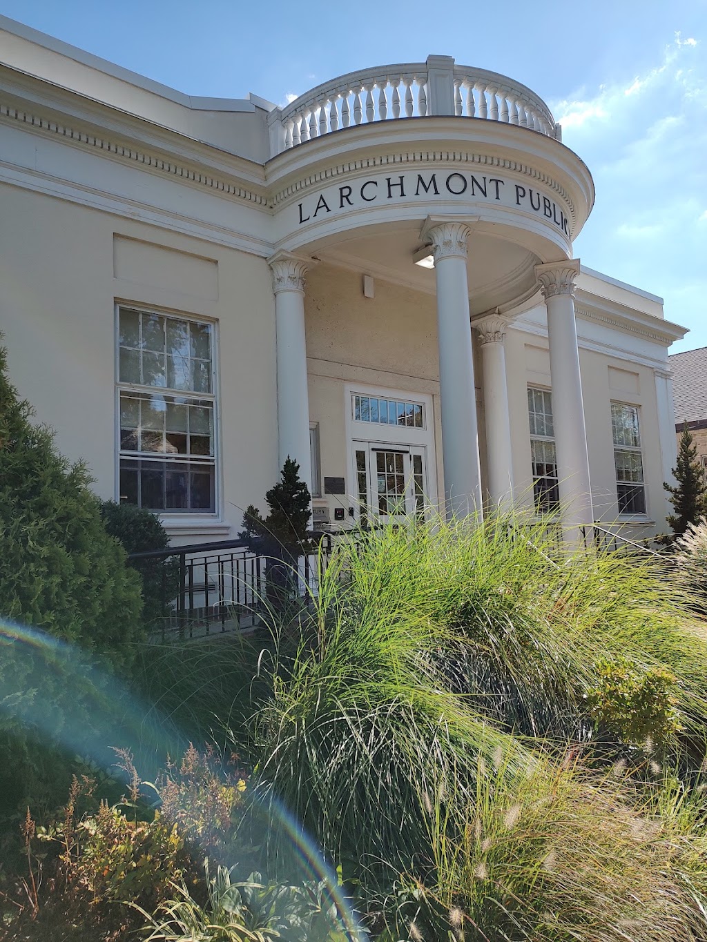 Larchmont Public Library | 121 Larchmont Ave, Larchmont, NY 10538 | Phone: (914) 834-2281