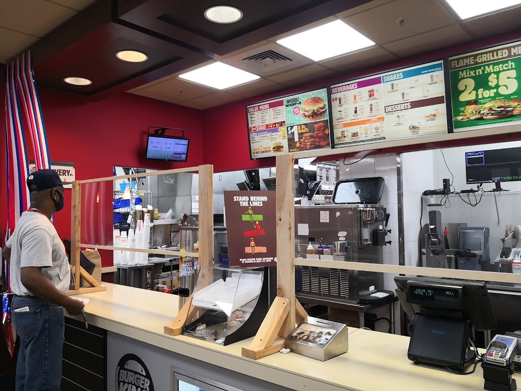 Burger King | 265 E Main St, Elmsford, NY 10523 | Phone: (914) 592-9388