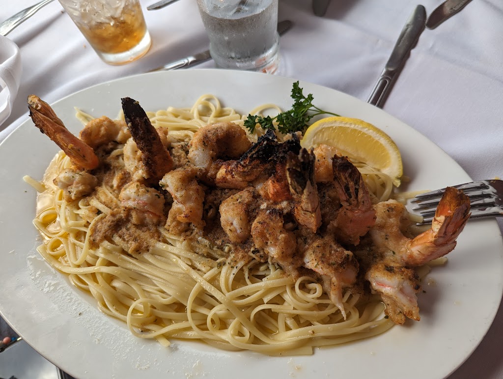 Sammys Shrimp Box | 64 City Island Ave, Bronx, NY 10464 | Phone: (718) 885-3200