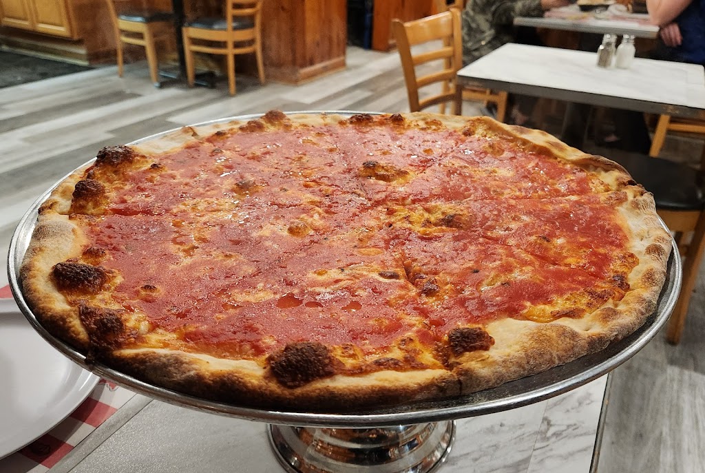 Johnnys Pizzeria | 30 W Lincoln Ave, Mt Vernon, NY 10550 | Phone: (914) 668-1957