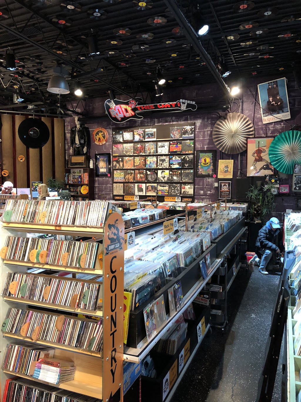 Vinyl Bay 777 | 101-14 Dupont St, Plainview, NY 11803 | Phone: (516) 595-7210