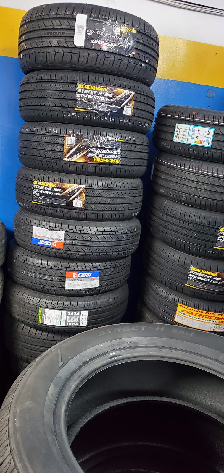 Richard Tire Shop | 251 McLean Ave, Yonkers, NY 10705 | Phone: (914) 310-8718