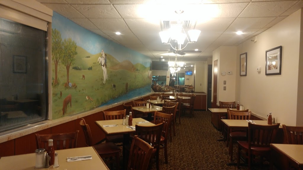 Farmingdale Diner | 17 Hempstead Tpke, Farmingdale, NY 11735 | Phone: (516) 777-3377