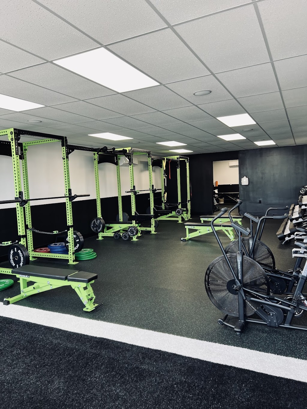 Apex Training & Performance | 501, 503 W Montauk Hwy, Lindenhurst, NY 11757 | Phone: (631) 412-3437