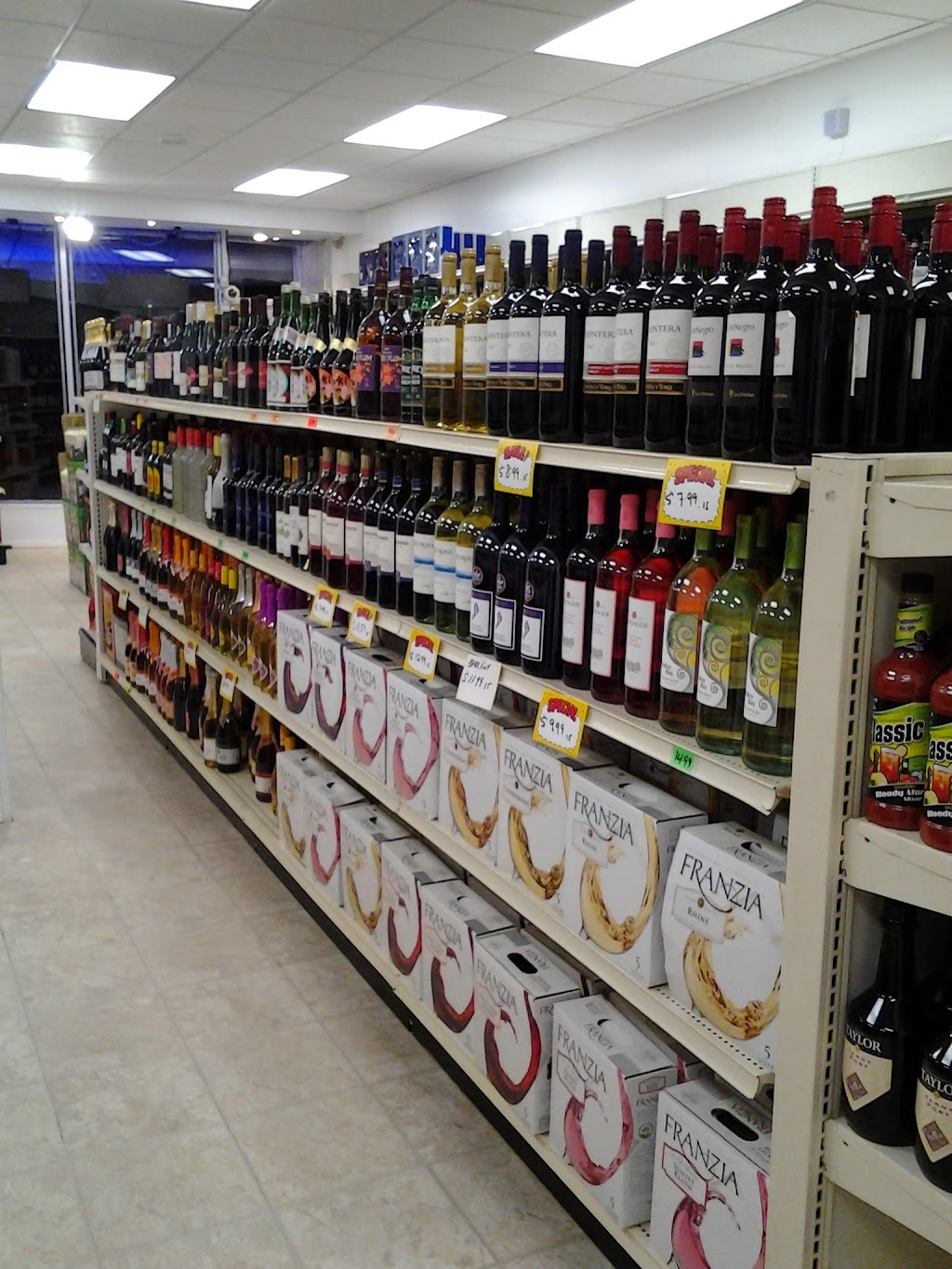 Front Street Liquor | 1085 Front St, Uniondale, NY 11553 | Phone: (516) 486-3674