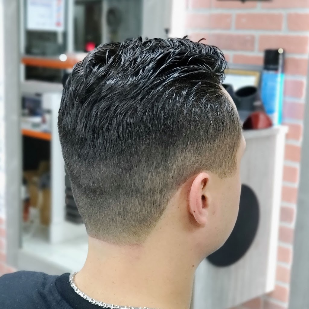 Gerritsen Barber Shop & Hair Salon | 2672 Gerritsen Ave, Brooklyn, NY 11229 | Phone: (718) 684-7811