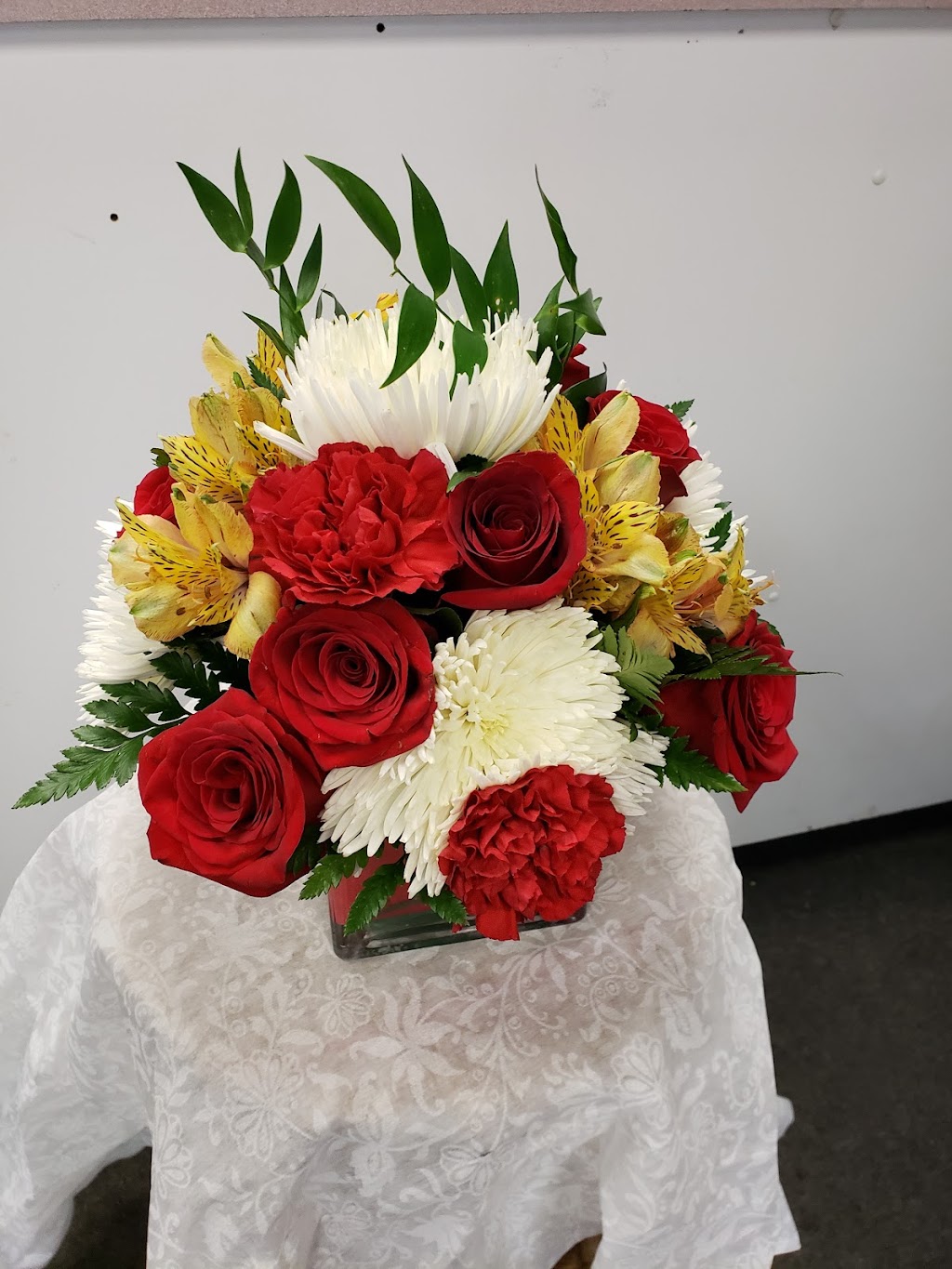 White Orchid Floral | 4053 E Tremont Ave, Bronx, NY 10465 | Phone: (718) 885-4690