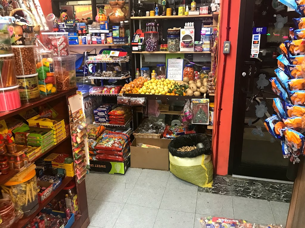 El puente roto grocery | 2504 Bergenline Ave, Union City, NJ 07087 | Phone: (201) 624-8668