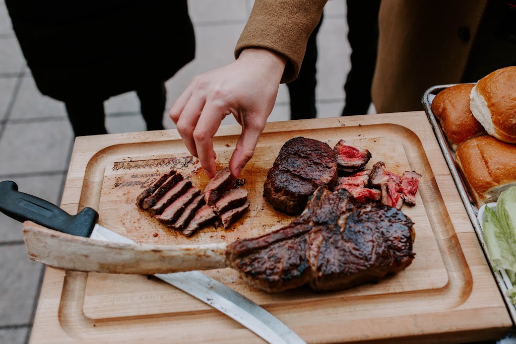 Pat LaFrieda Meat Purveyors | 3701 Tonnele Ave, North Bergen, NJ 07047 | Phone: (201) 537-8210