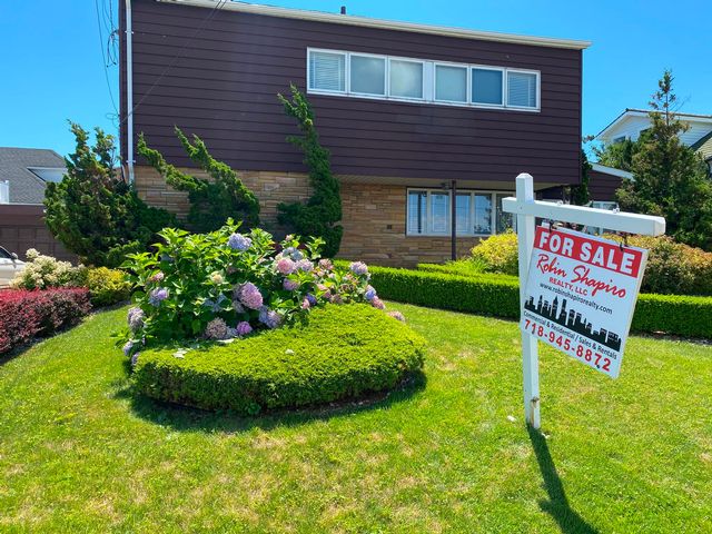 Robin Shapiro Realty LLC | 438 Beach 129th St Suite 2, Far Rockaway, NY 11693 | Phone: (718) 490-9463