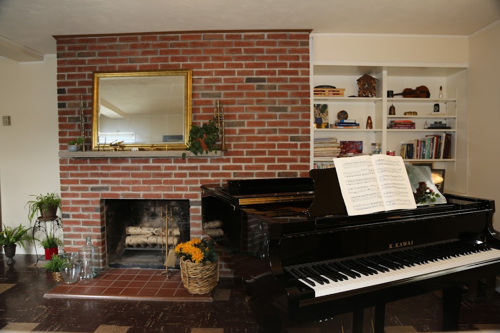 Music Studio Piano & Clarinet Lessons | 1281 California Rd, Eastchester, NY 10709 | Phone: (914) 652-2400