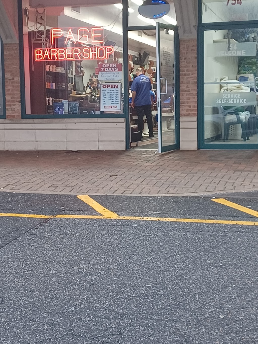 Page Barber Shop | 752 Old Bethpage Rd, Old Bethpage, NY 11804 | Phone: (516) 531-8952