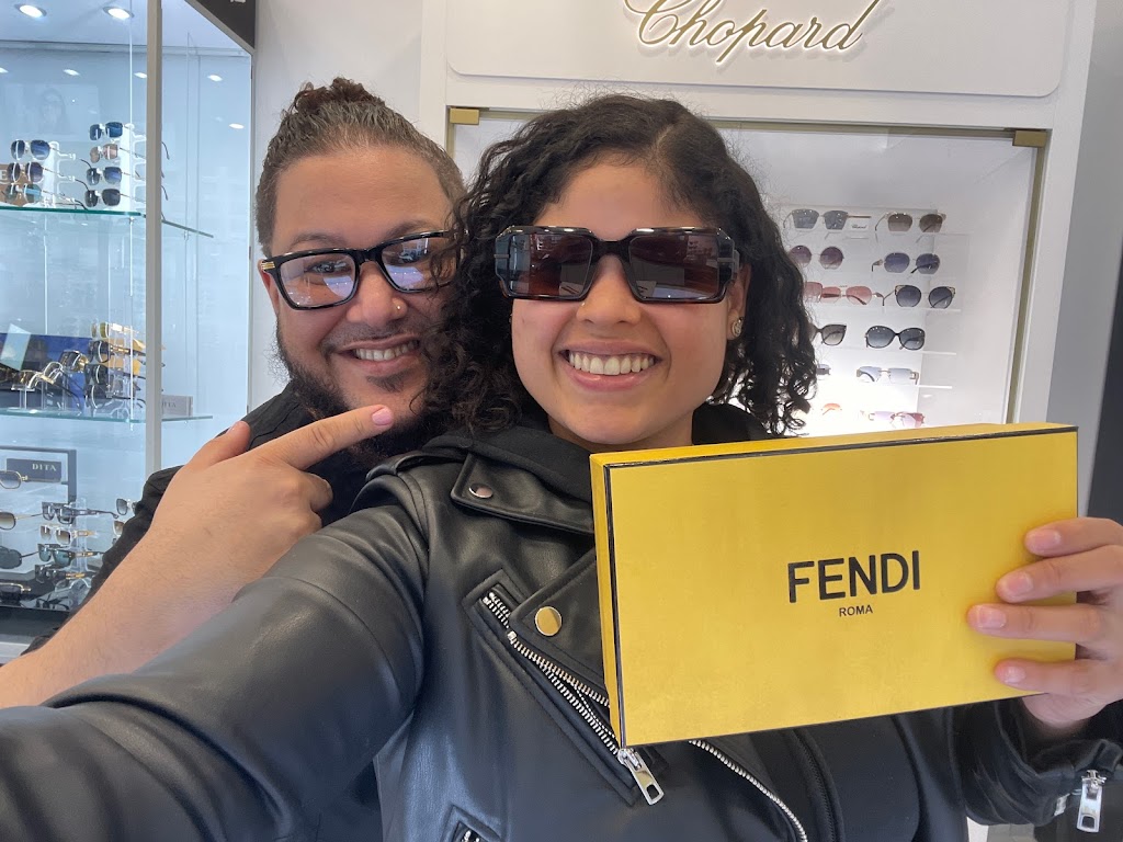 Fabulous Optical Bronx | 691 Co Op City Blvd, Bronx, NY 10475 | Phone: (718) 320-0551