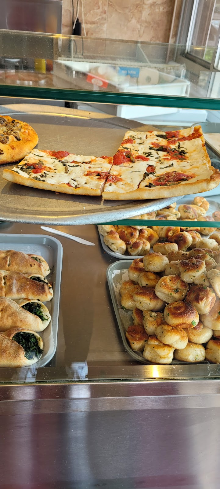 Roma Pizza | 1101 Avenue U, Brooklyn, NY 11223 | Phone: (347) 554-8778