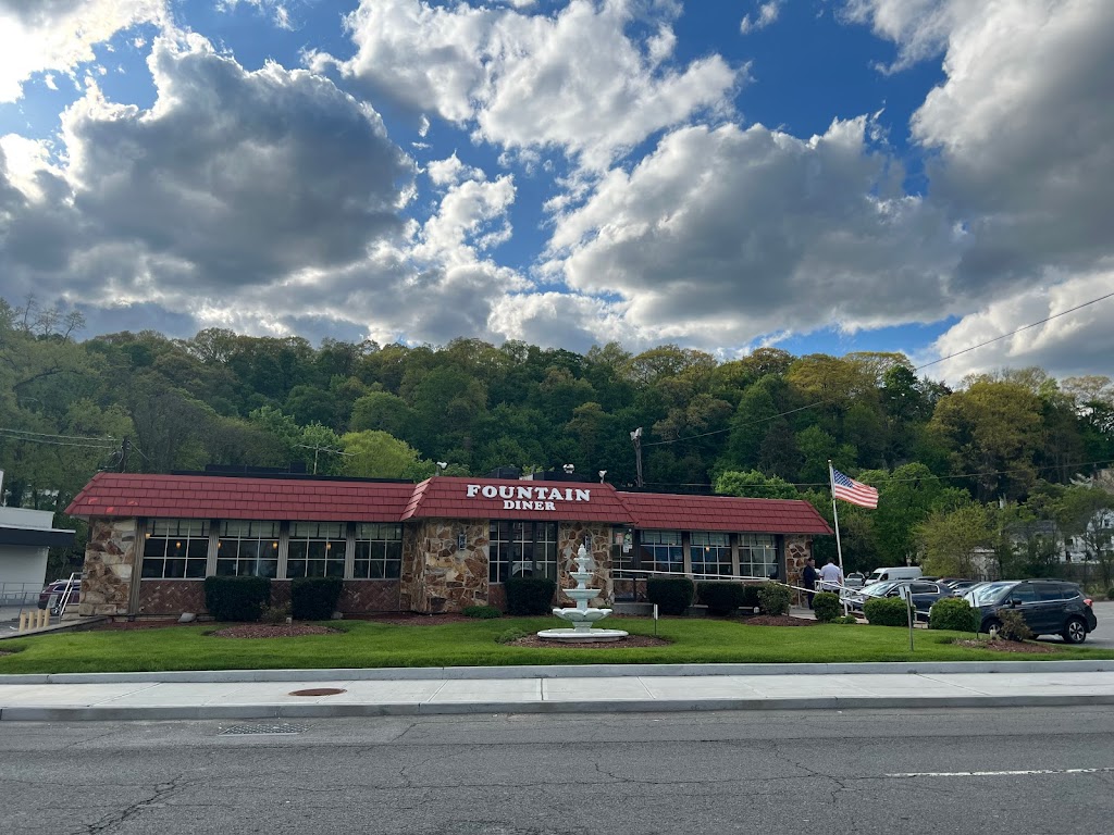 Fountain Diner-Restaurant | 31 S Central Ave, Hartsdale, NY 10530 | Phone: (914) 428-5457