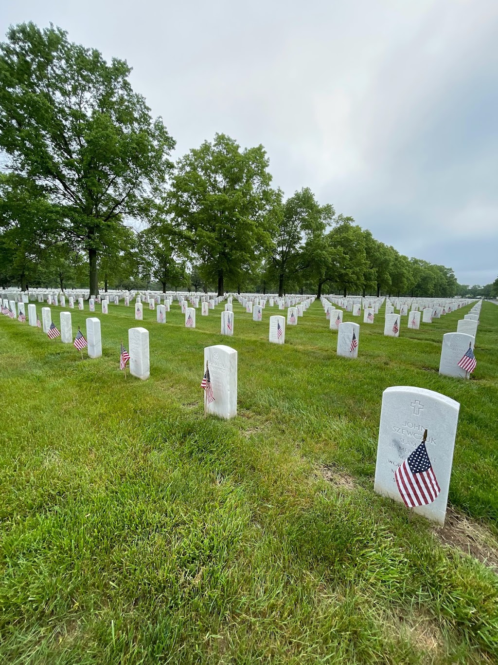 Long Island National Cemetery | 2040 Wellwood Ave, Farmingdale, NY 11735 | Phone: (631) 454-4949