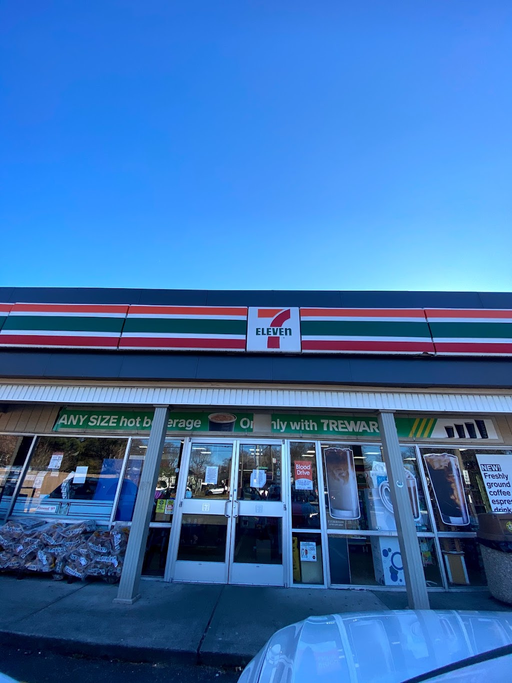 7-Eleven | 3750 Jerusalem Ave, Seaford, NY 11783 | Phone: (516) 785-8432