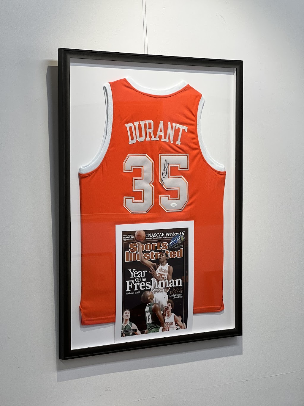 Sport memorabilia Framing | 217 E Hartsdale Ave s1, Hartsdale, NY 10530 | Phone: (914) 260-9955